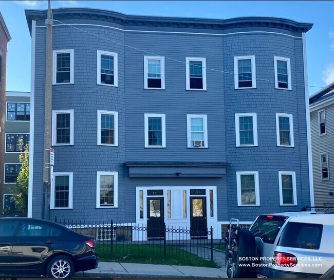 Photo - 133 St Alphonsus St Unit 3