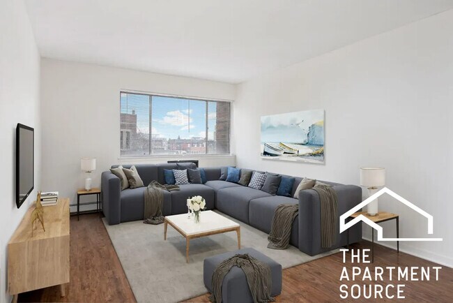 Photo - 544 W Melrose St Unit 353