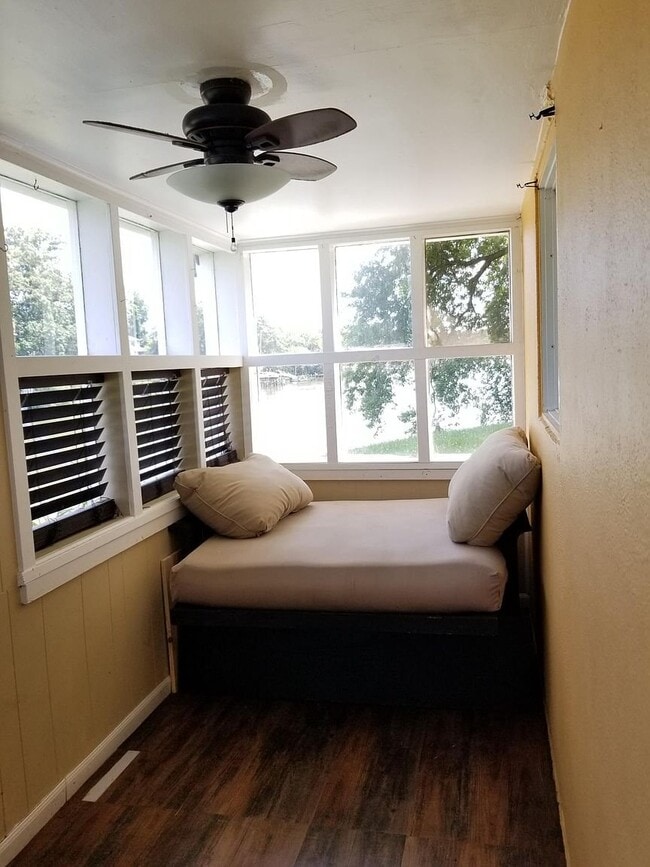 Photo - 146 Spa Dr