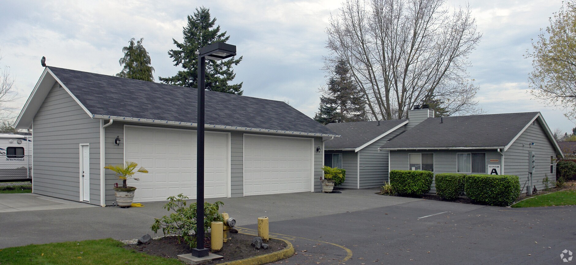 Shadow Park Apartments - Shadow Park Apartments