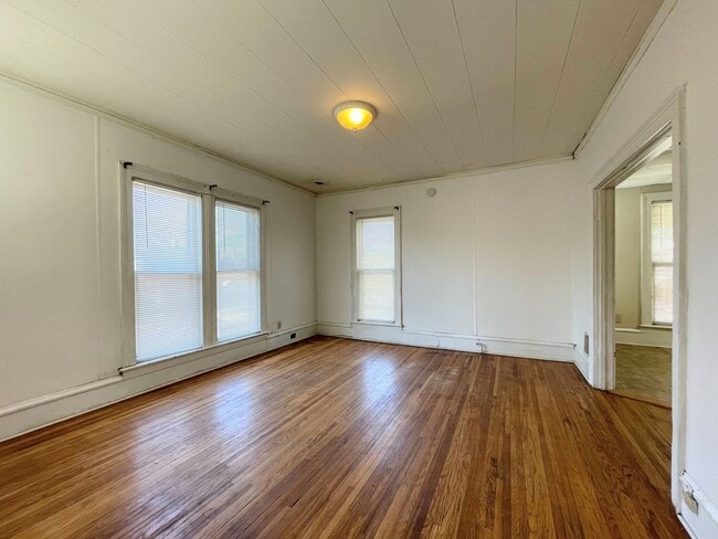 Photo - 120 W 10th Ave Unidad Upstairs #2