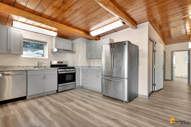 Photo - 408 E Manor Ave