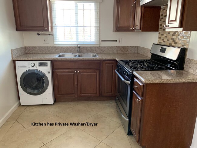 Photo - 1415 S Sierra Bonita Ave Unidad 1415.5