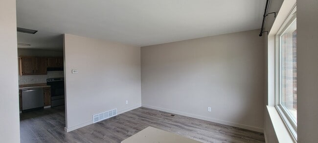 Photo - 3 Bedroom 1.5 Bathroom Home