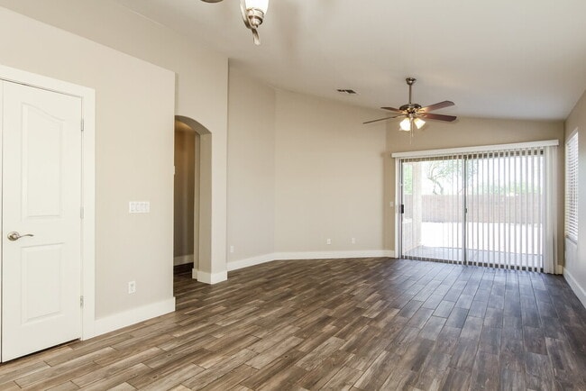 Photo - 25832 N 66th Dr
