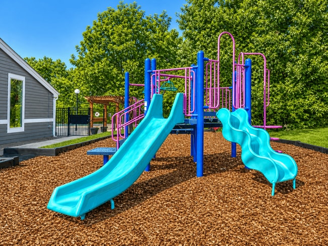 Royal Oaks Apartments