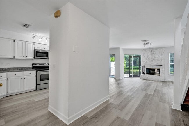 Photo - 11652 NW 19th Dr