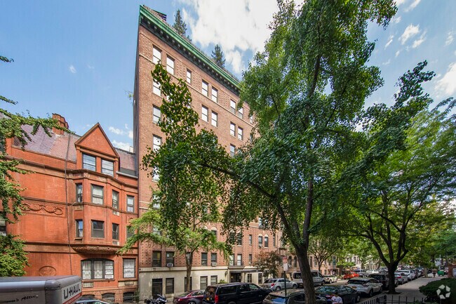 151 W 74th St New York, NY 10023 - 151 W 74th St
