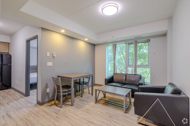 The Hub Towers 7, 8, & 9 - 571 SQFT - The HUB GEOWAVE