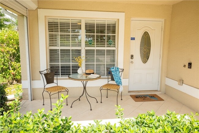 Building Photo - 2247 Pineland St