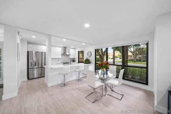 Photo - 505 Brackenwood Pl