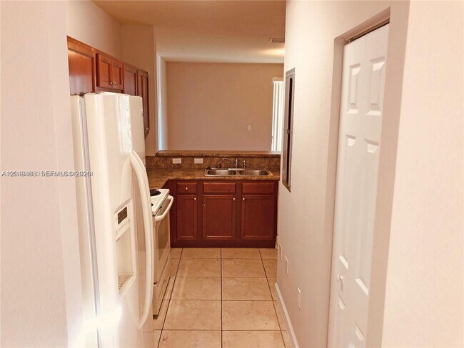 Photo - 2884 SE 2nd Dr