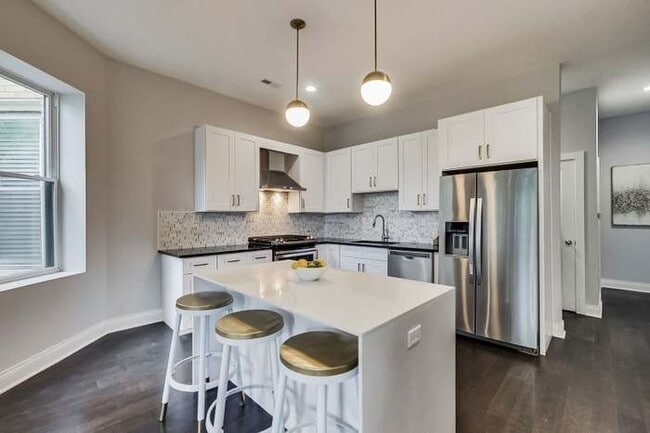 Photo - 4516 S King Dr Unit 3
