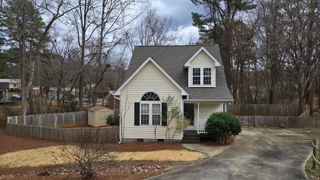 Photo - 51 W Field St