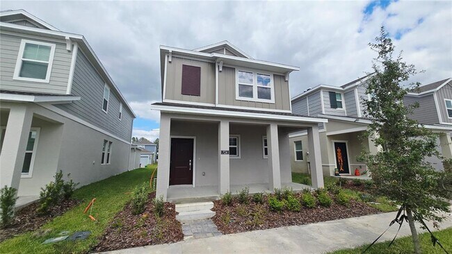 Photo - 724 Squire Ave