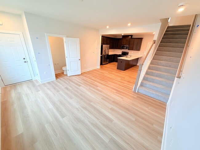 Photo - 5310 Markel Rd