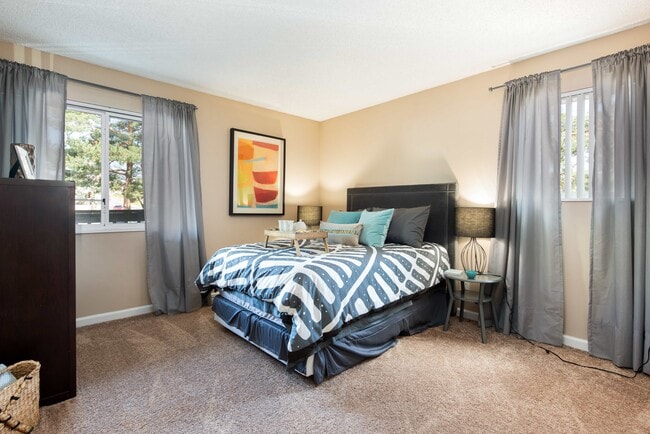 Oak Ridge Apartments