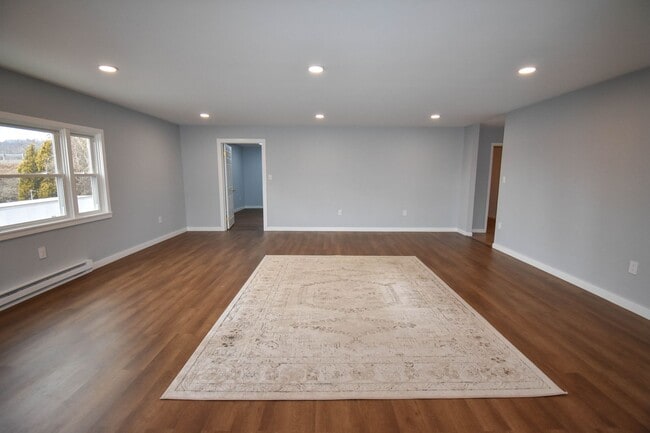 Photo - RLAUB30 Unidad A