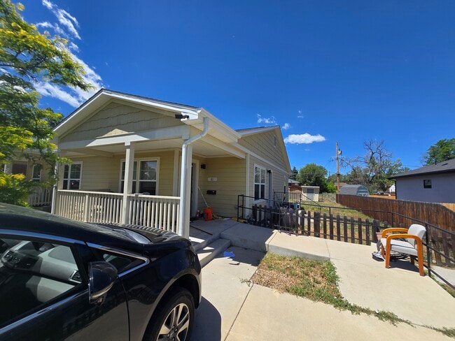 Photo - 61 S Gray St