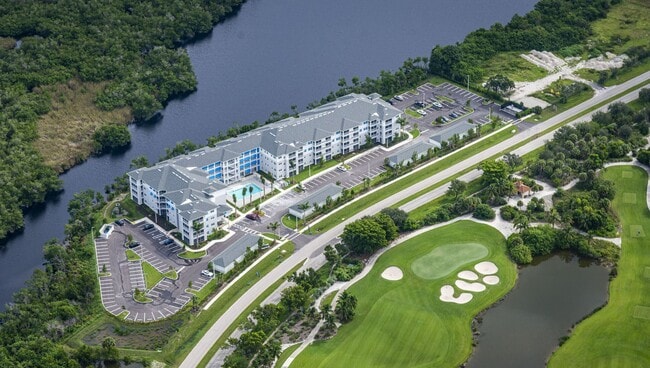 Photo - MainSail Apartments Marco Shores