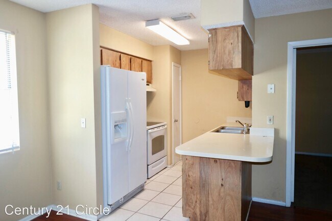 Photo - 2 br, 2 bath House - 244 Red Maple Place