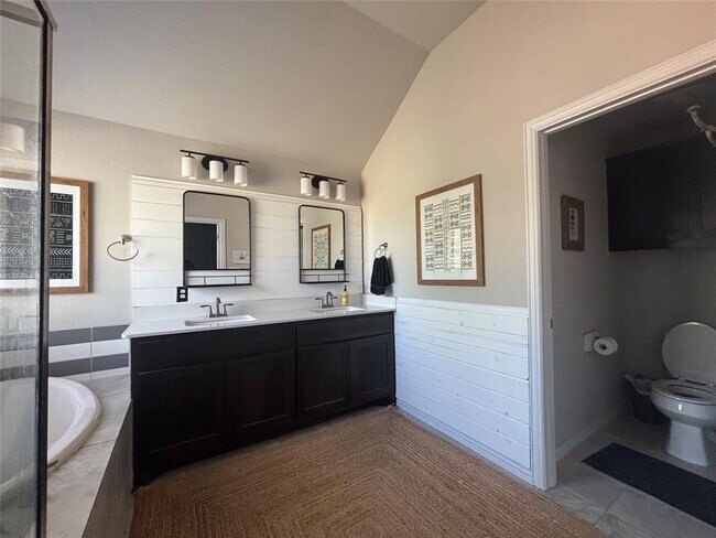 Photo - 204 Patriot Dr