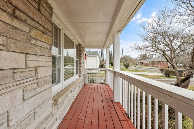 Photo - 2414 Fairmont Blvd