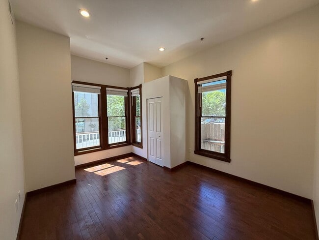 Photo - 230 W Cedar St Unit 2