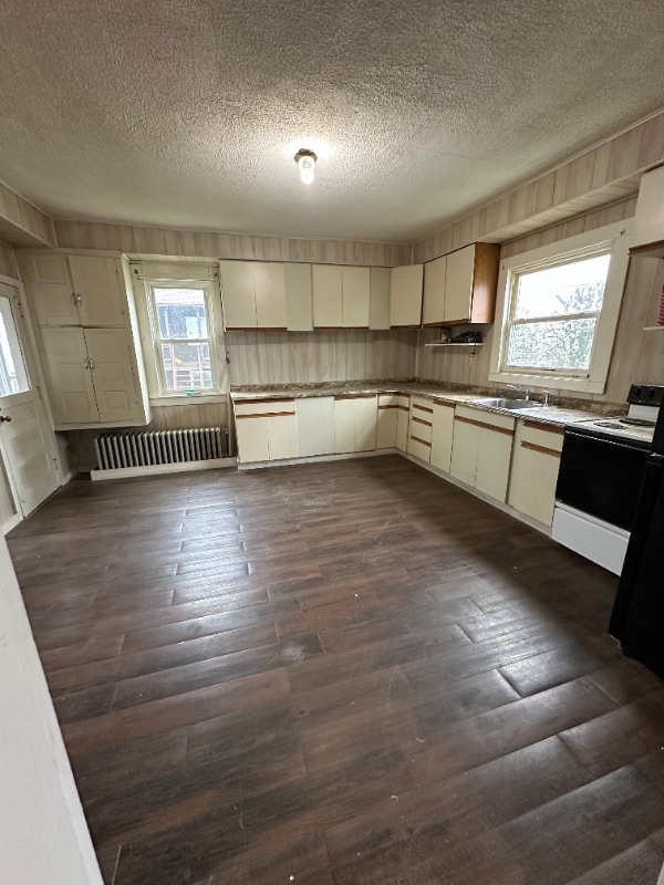 Photo - 520 W Smithfield St