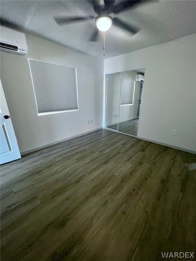 Photo - 192 Palm Ave