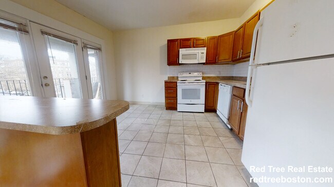 1137 Commonwealth Ave Unit 5