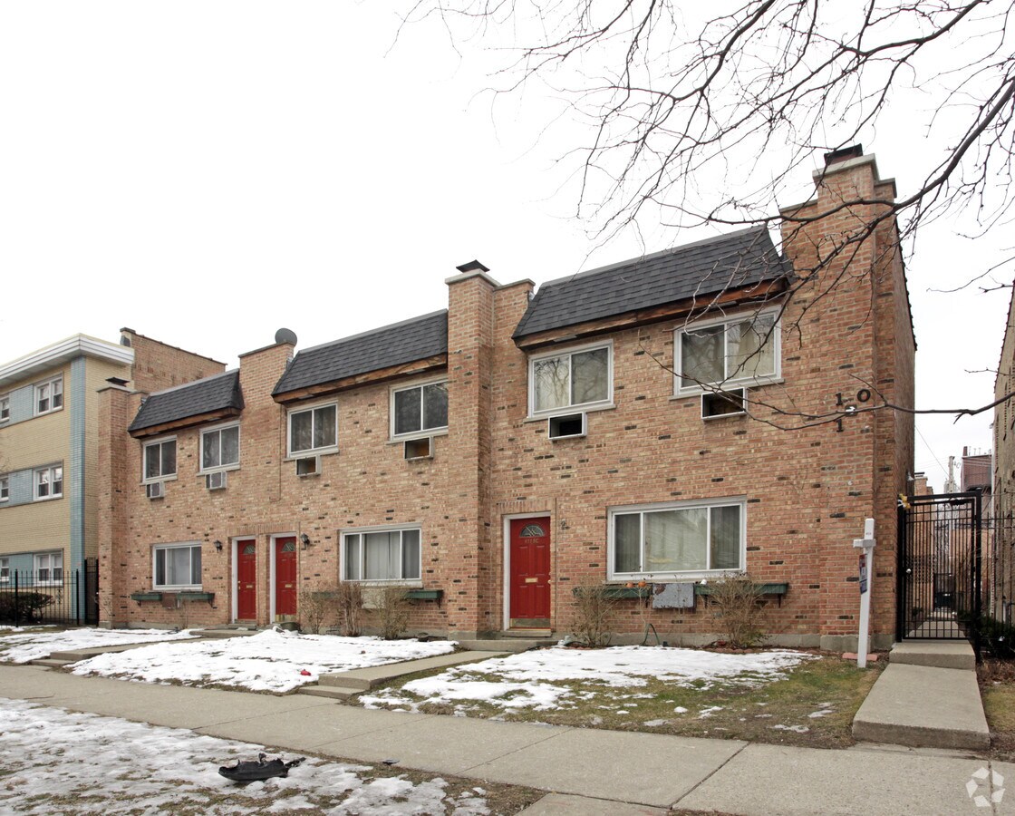 Photo - 6118 N Hermitage Ave