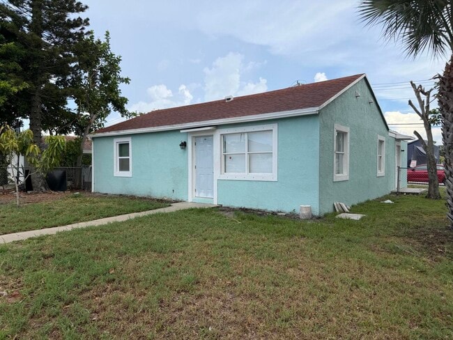 Photo - 442 Winters St