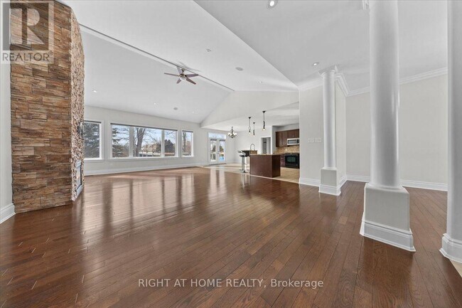 Photo - 6833 Suncrest Dr