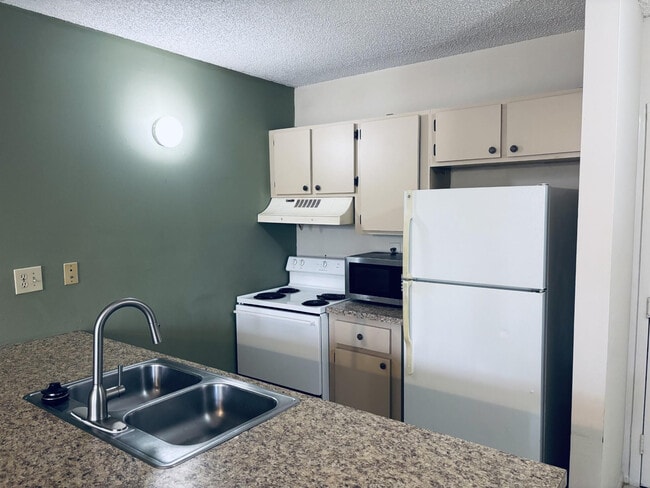 Photo - 2401 Riverside Dr Unit 311-B