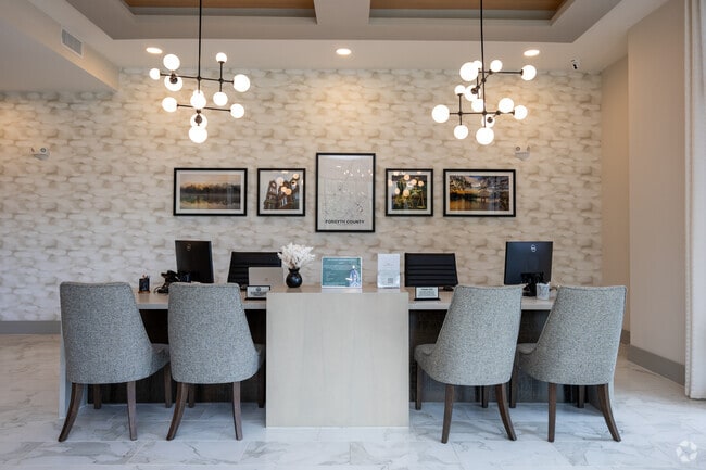 Leasing Office - Aura Creekside Apartments