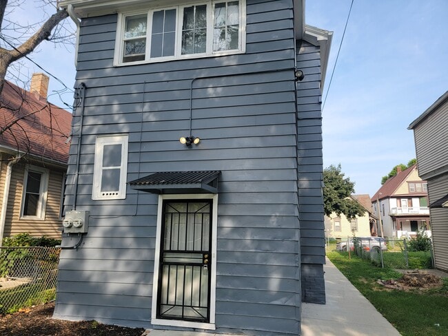 2911 N 9th St Unit 2911-A