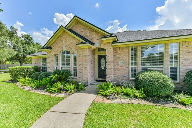 Photo - 2401 Woody Rd