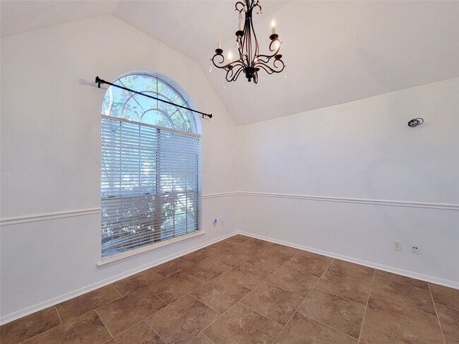 Photo - 5810 Forest Land Dr