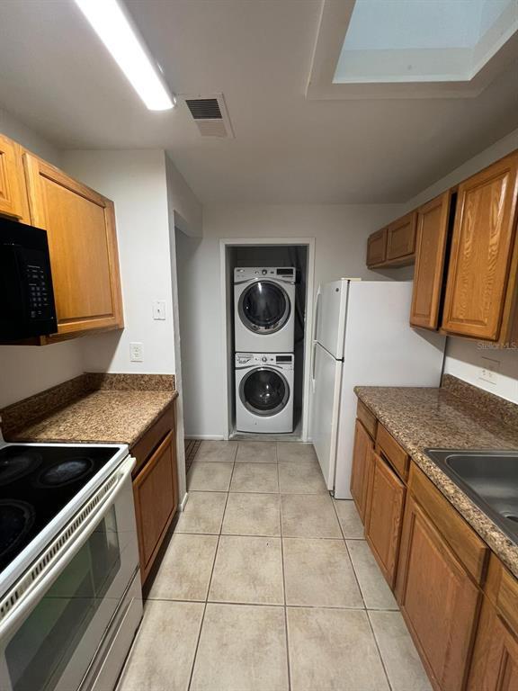 Photo - 4153 Spitfire Ave