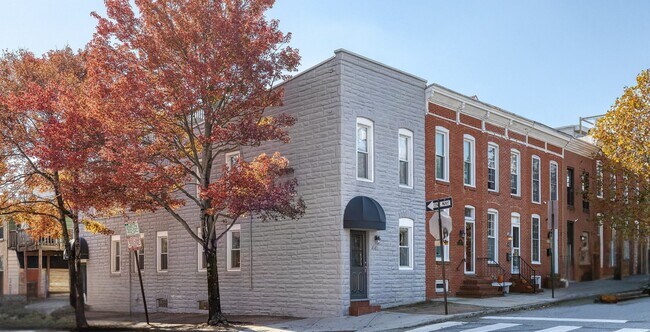 Building Photo - 447 Gittings St