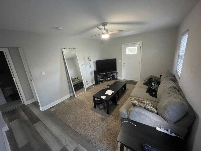 Photo - 2835 E 13th Ave
