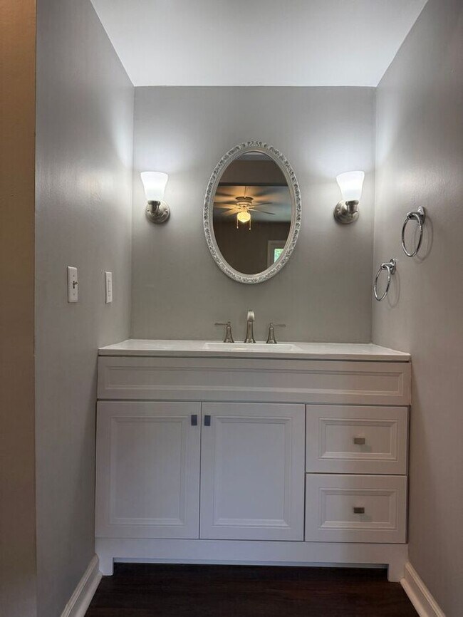 FOR RENT - 3 Bedroom Condo in Green Hills