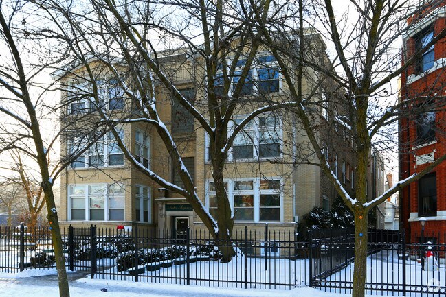 7600 N Sheridan Rd