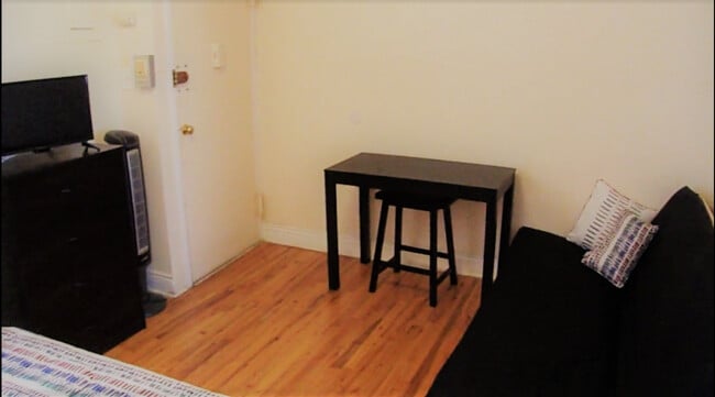 41-32 53rd Street