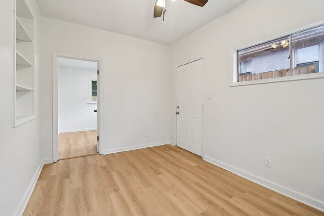 Photo - 3159 Bobolink Dr
