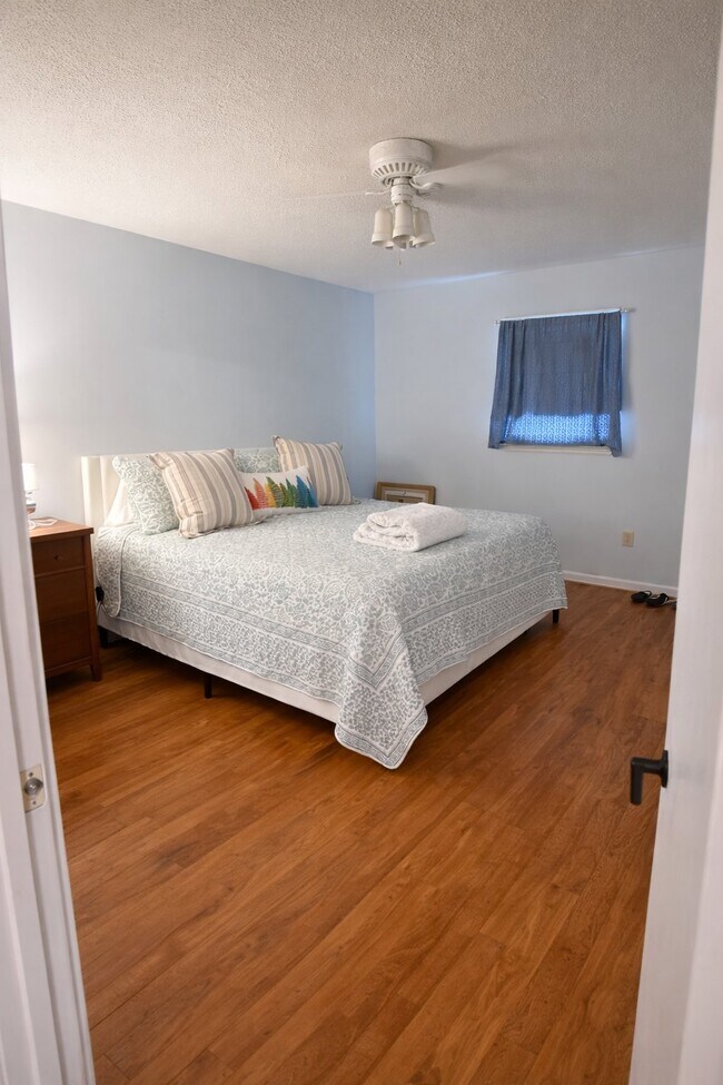 Photo - 111 Watzel Ln Unit 111