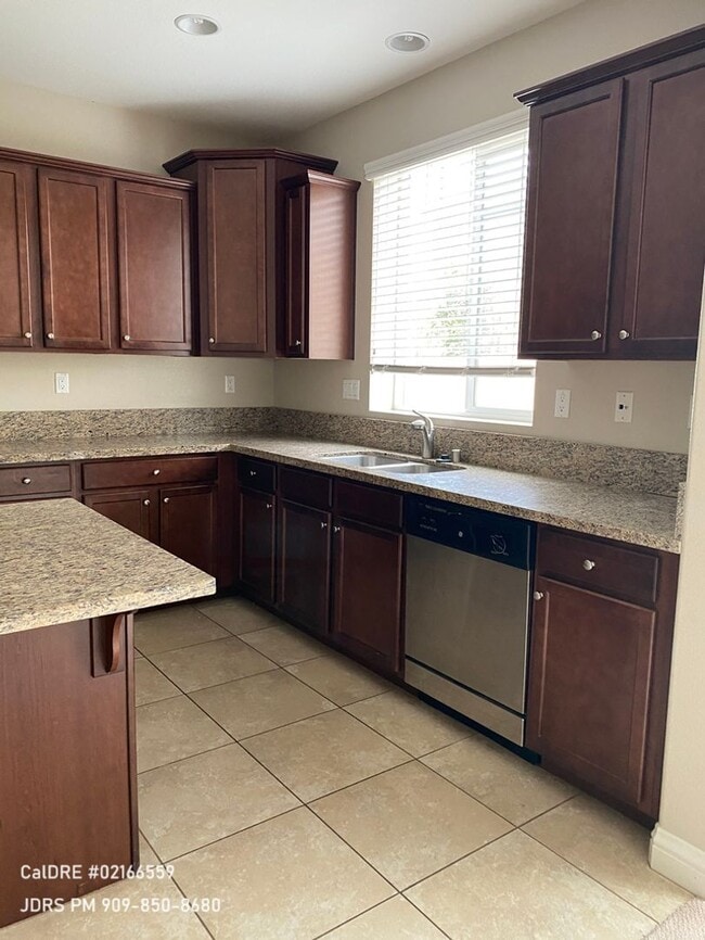 Photo - Eastvale 4 bedroom Partially Furnished Home