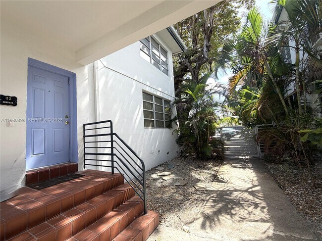 Photo - 4710 Pine Tree Dr Unidad 32