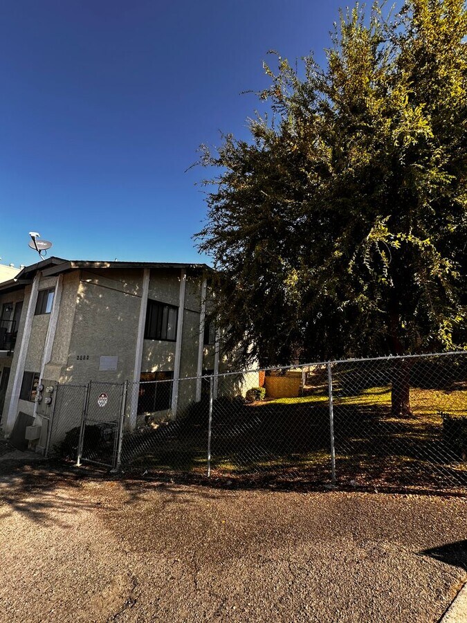 Photo - 6008 Hill Dale Ct Unit B